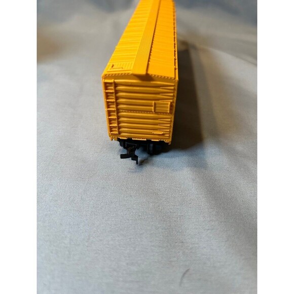 Bachman EMD F9 Diesel Train Car HO Scale - Picture 6 of 10